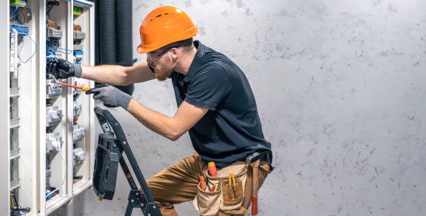 Best 24-Hour Electrician  in Clinton, OK